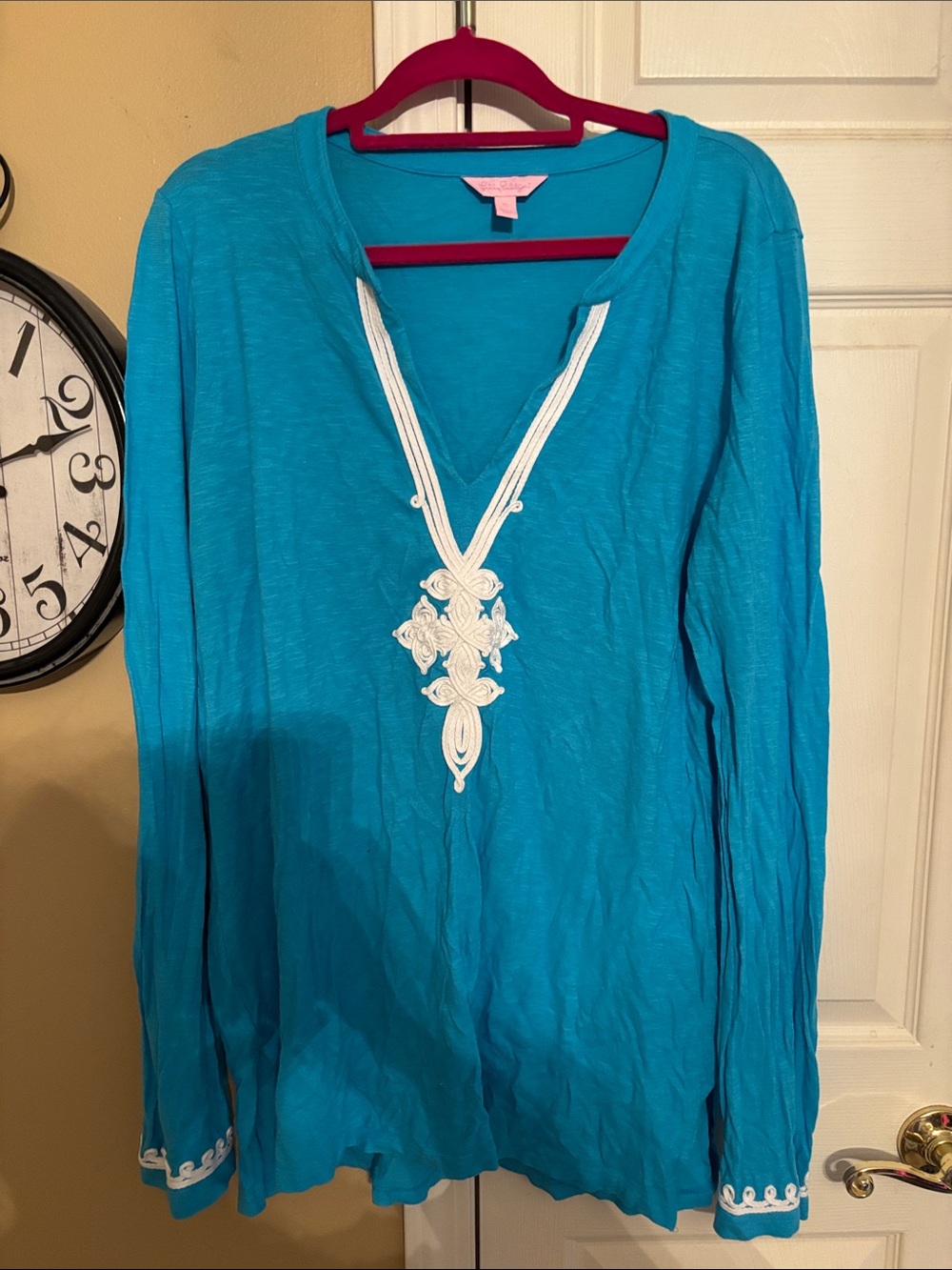 Lilly Pulitzer Turquoise V-Neck Long Sleeve Tunic with White Embroidery
